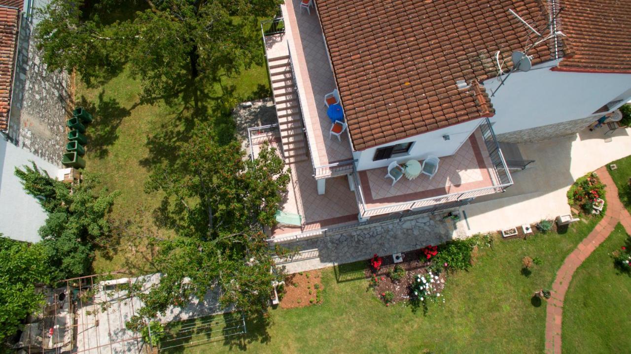 Apartment La Roza Funtana Exterior foto